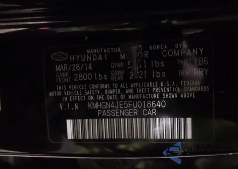 2015 Hyundai Genesis 3.8 z USA, uszkodzony, nr VIN KMHGN4JE5FU018640